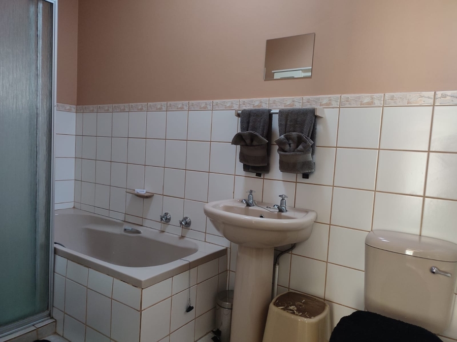 7 Bedroom Property for Sale in Lichtenburg North West